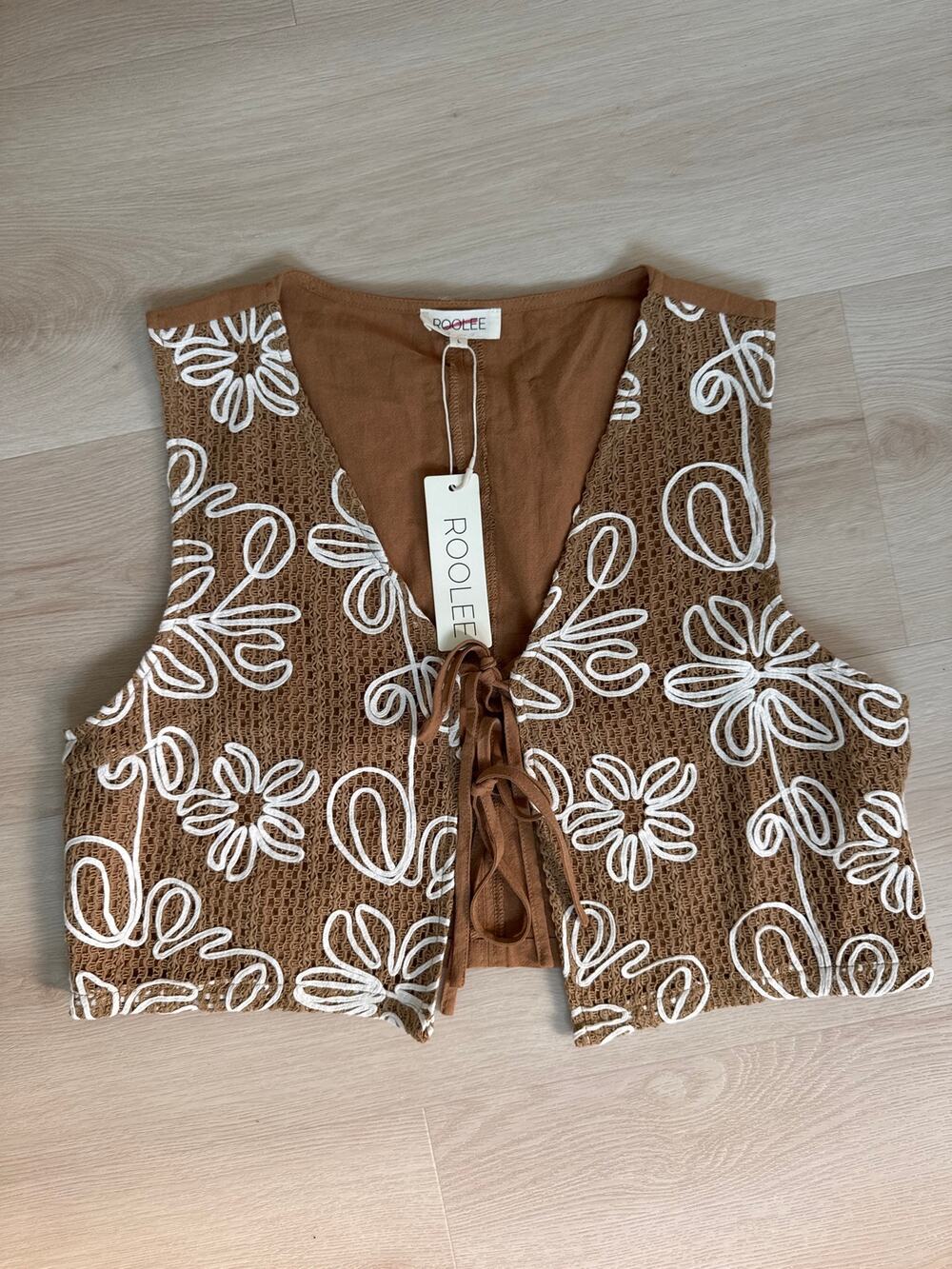 NWT Roolee Floral Embroidered Crop Vest Tie Front Brown Boho Cottagecore Size L